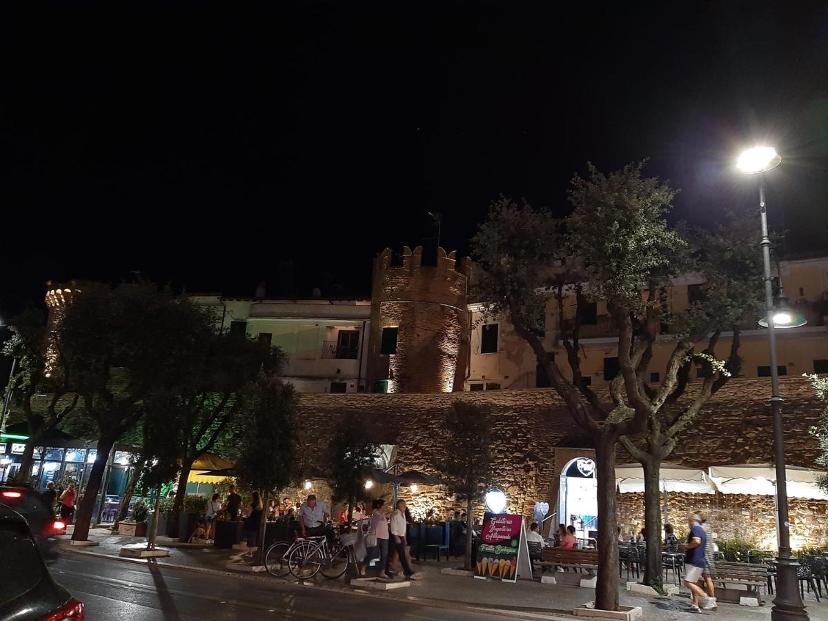 Incantevole Casa Sul Mare Vicino A Roma Nettuno Eksteriør billede